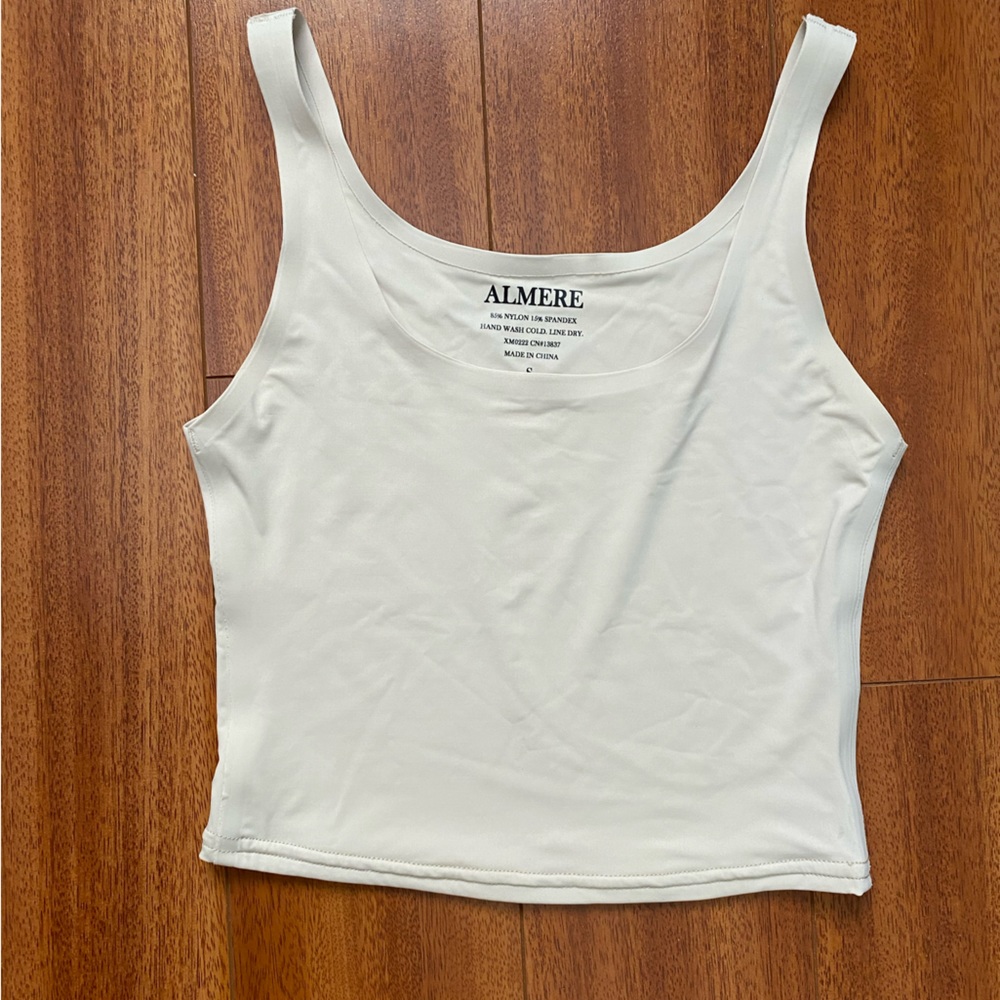 Viral tik tok brand tank top